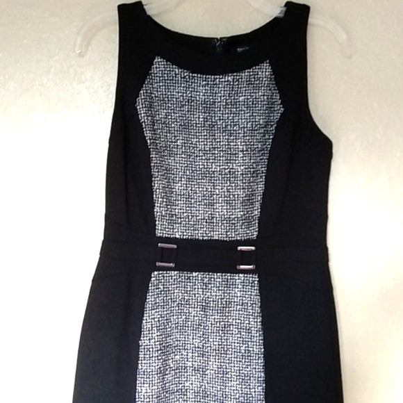 Whitehouse Blk Mkt Corpcore Career Casual DRESS Black White Tweed Boucle Size 4 - Picture 2 of 10